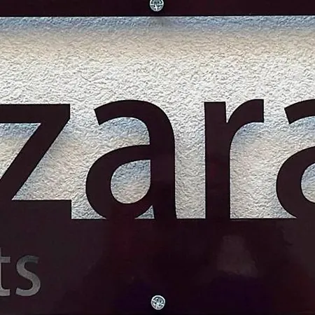 Lazzara 19