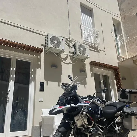 Διαμέρισμα Lazzara 19 *