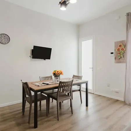 Lazzara 19 Apartment