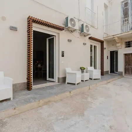 Lazzara 19 Apartment Marsala