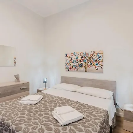 Lazzara 19 شقة مارسالا