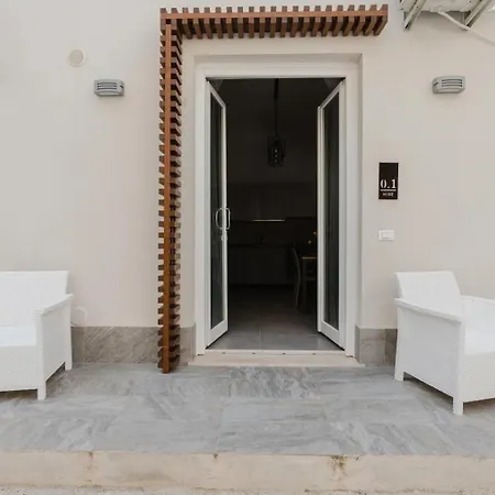 Lazzara 19 * مارسالا